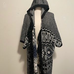 American Eagle open front Poncho Sweater one Size Grey fringe western soft